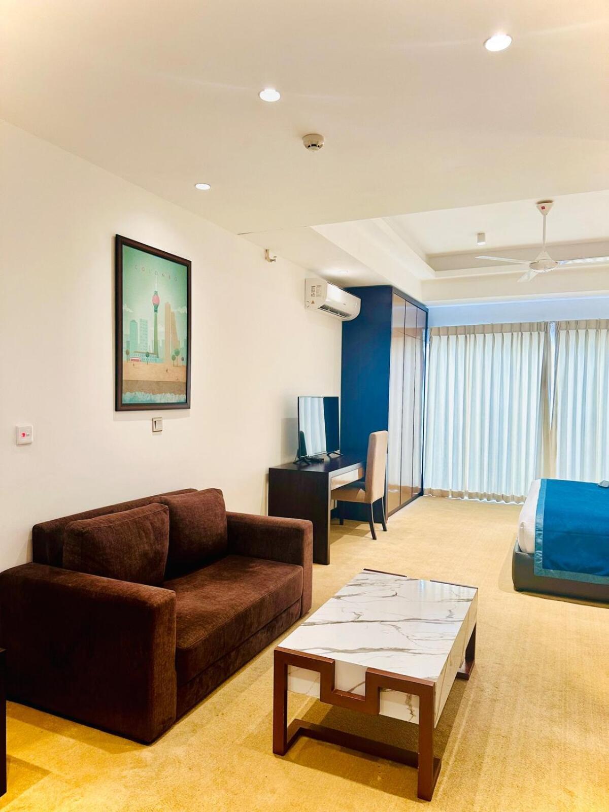 Apartment Coastal Comfort By Ocean Breeze